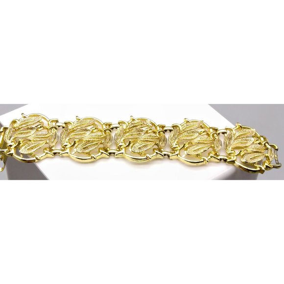 Ornate Leaves Panel Bracelet, Vintage Gold Tone Mid Century Wide Bangle - Picture 5 of 6